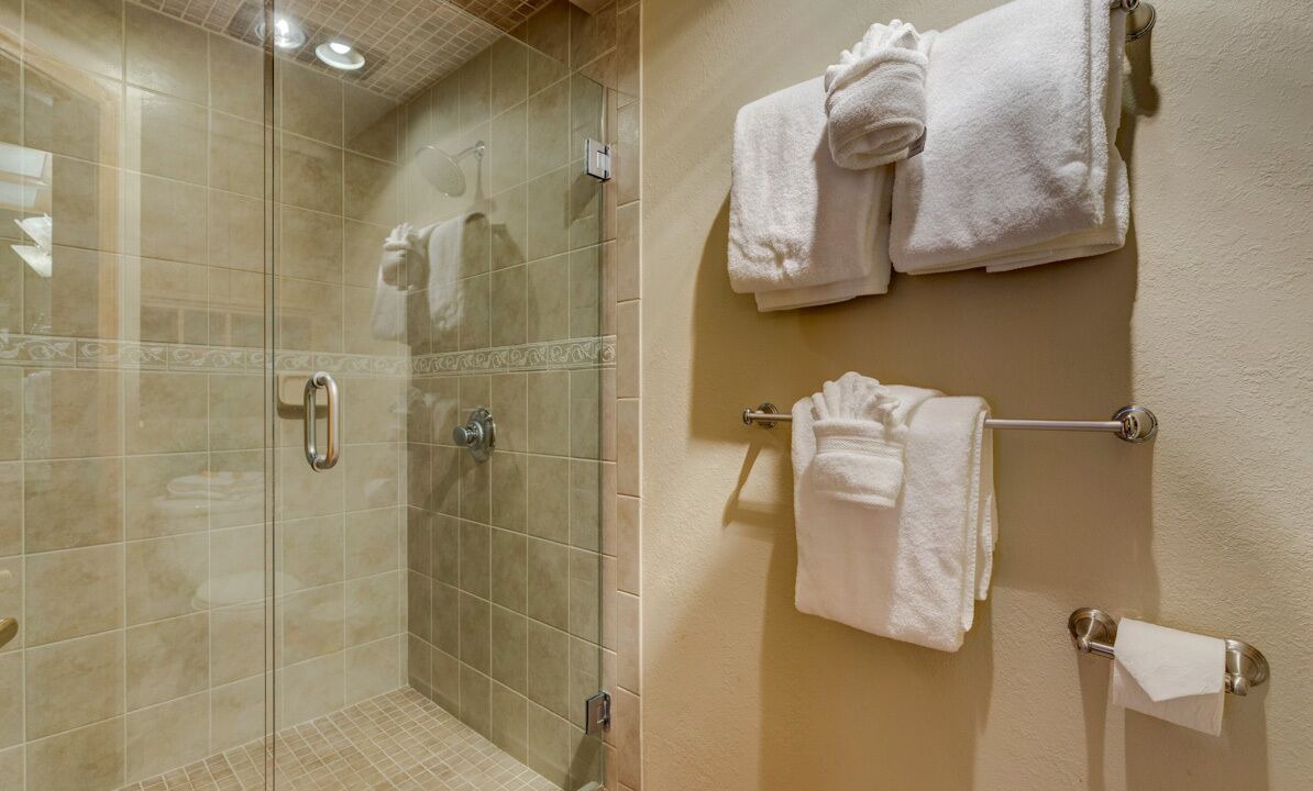 Photo of Bathroom in Mountain House