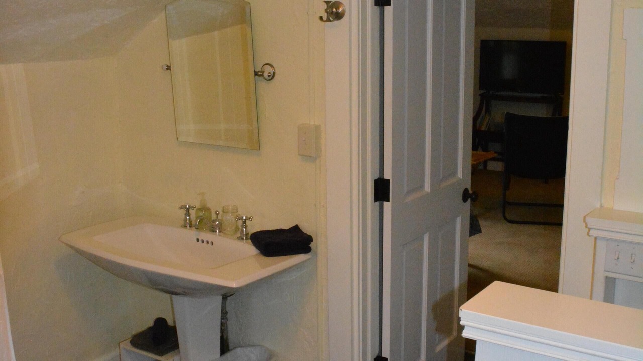 Photo of Bathroom in University Hill
