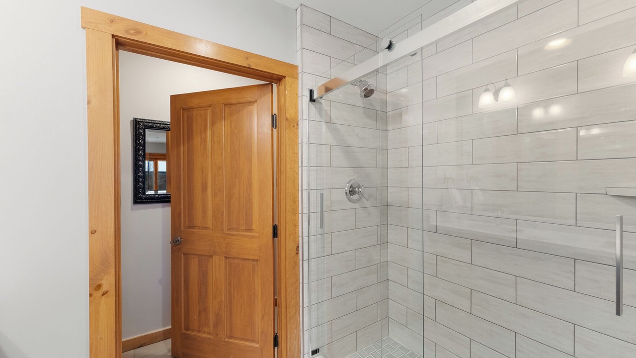 Photo of Bathroom in River Run