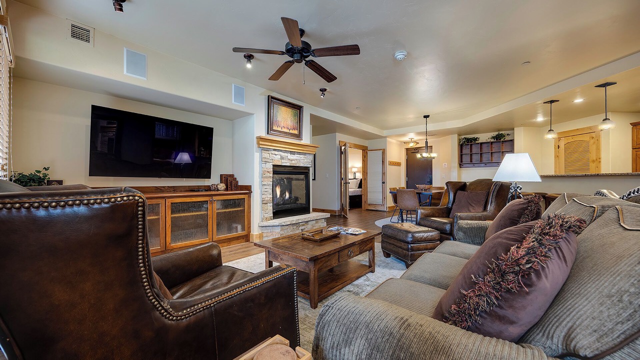 Photo of Livingroom in Steamboat Springs
