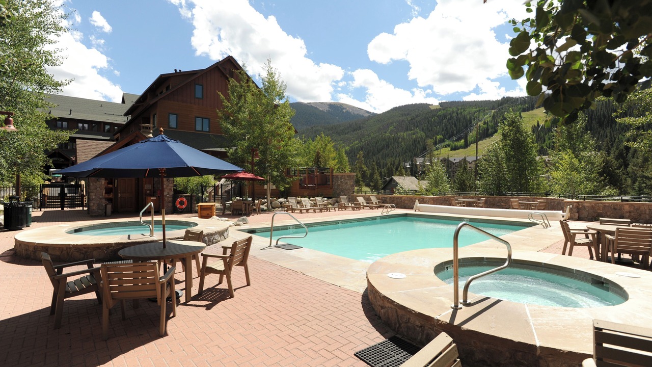 Photo of Outdoor in River Run