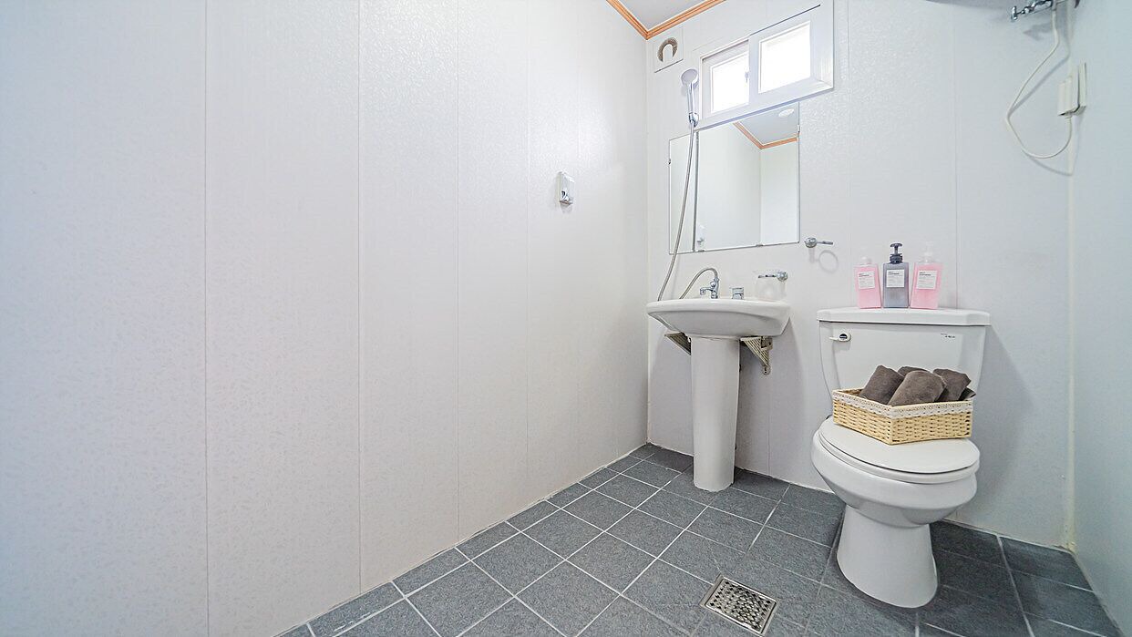 Photo of Bathroom in Wando