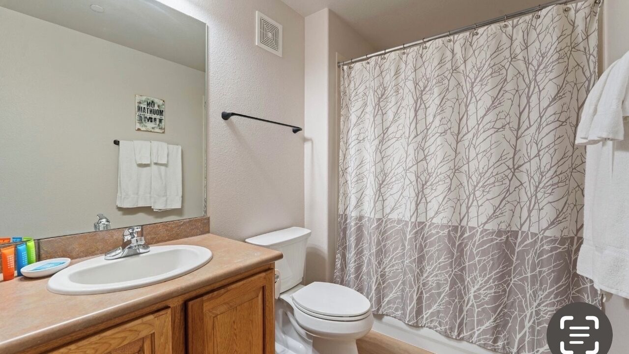 Photo of Bathroom in Frisco
