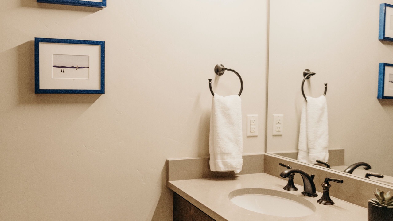 Photo of Bathroom in Warrior's Mark