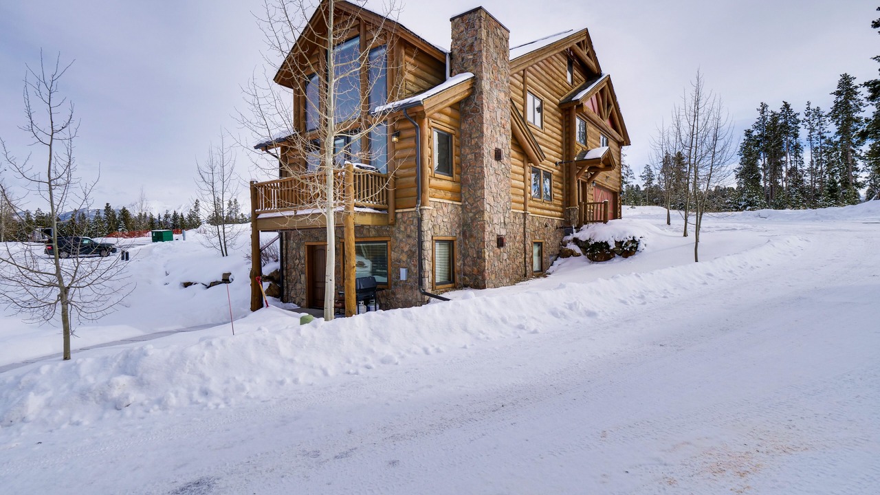 Photo of Outdoor in Fraser