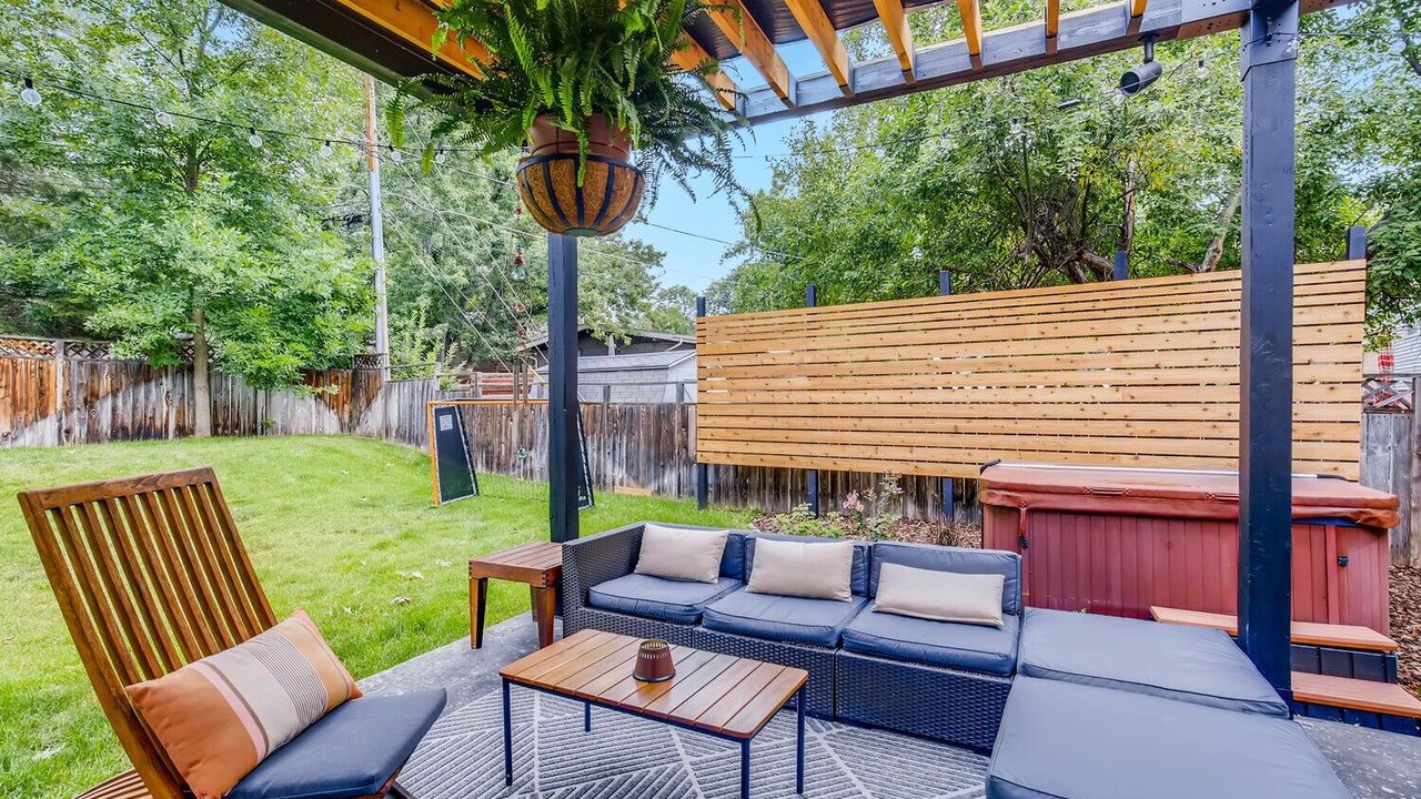 Photo of Outdoor in Melody Heights