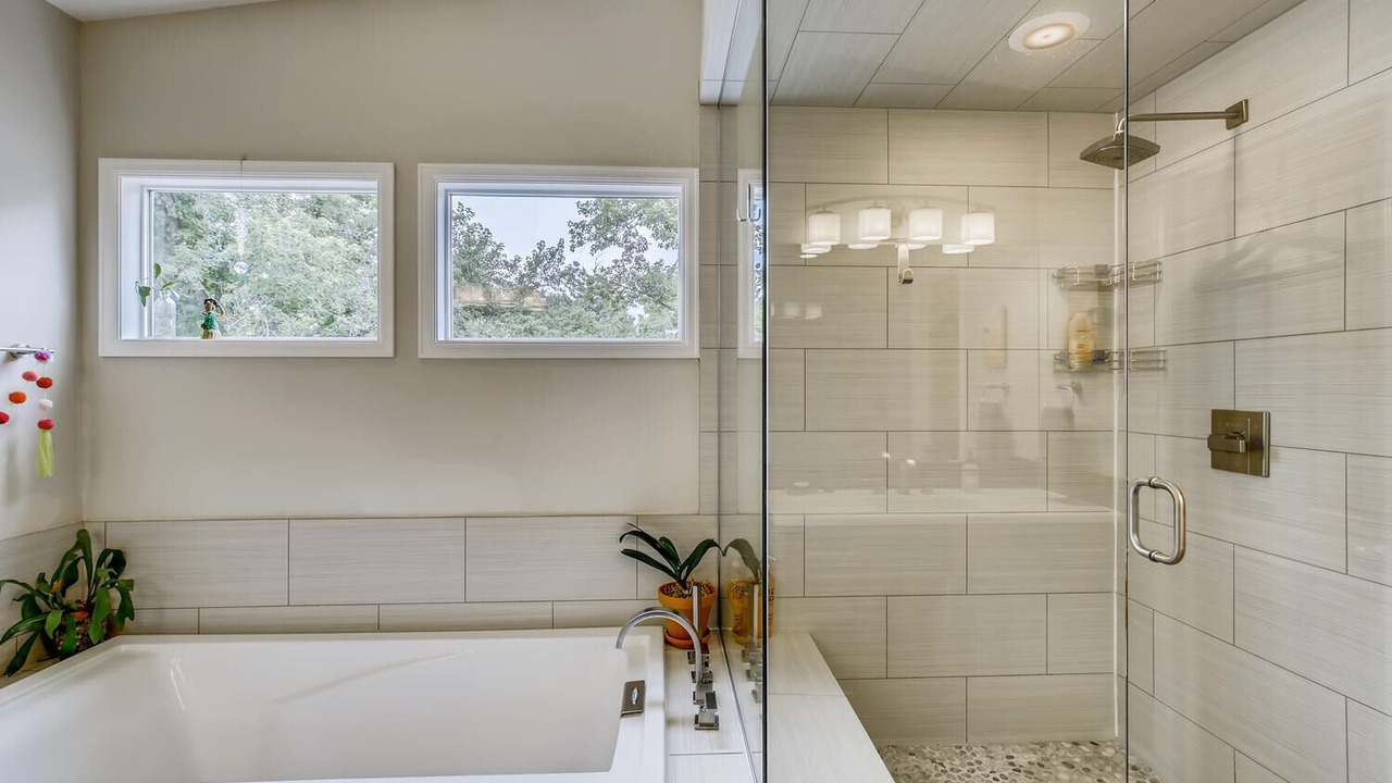 Photo of Bathroom in Melody Heights