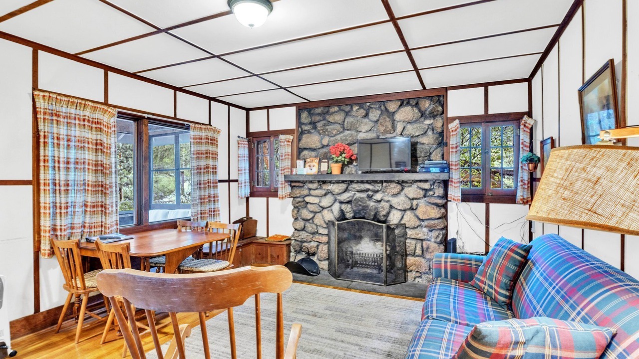 Photo of Livingroom in Green Mountain Falls