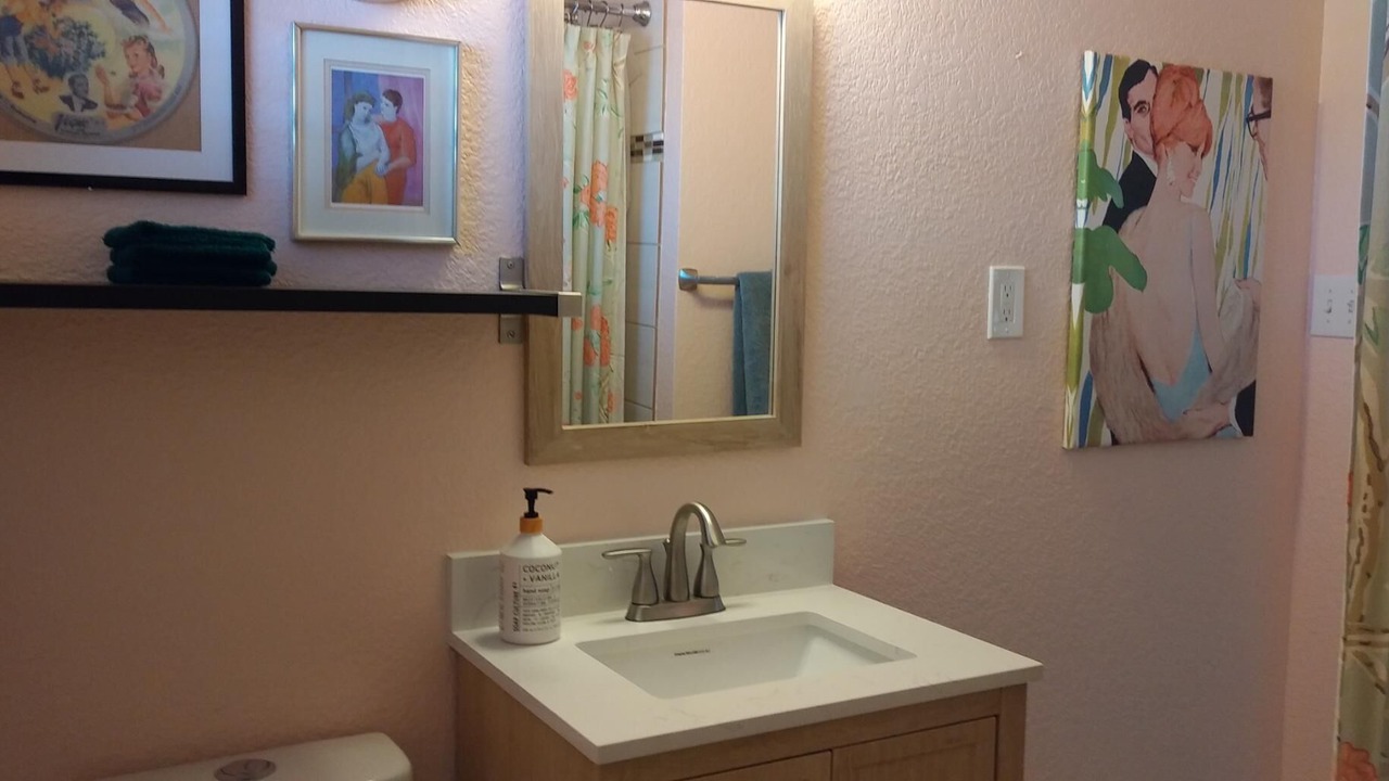 Photo of Bathroom in Alta Vista Area