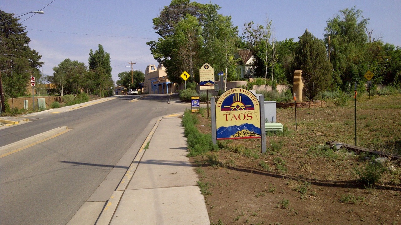 Photo of Others in Taos
