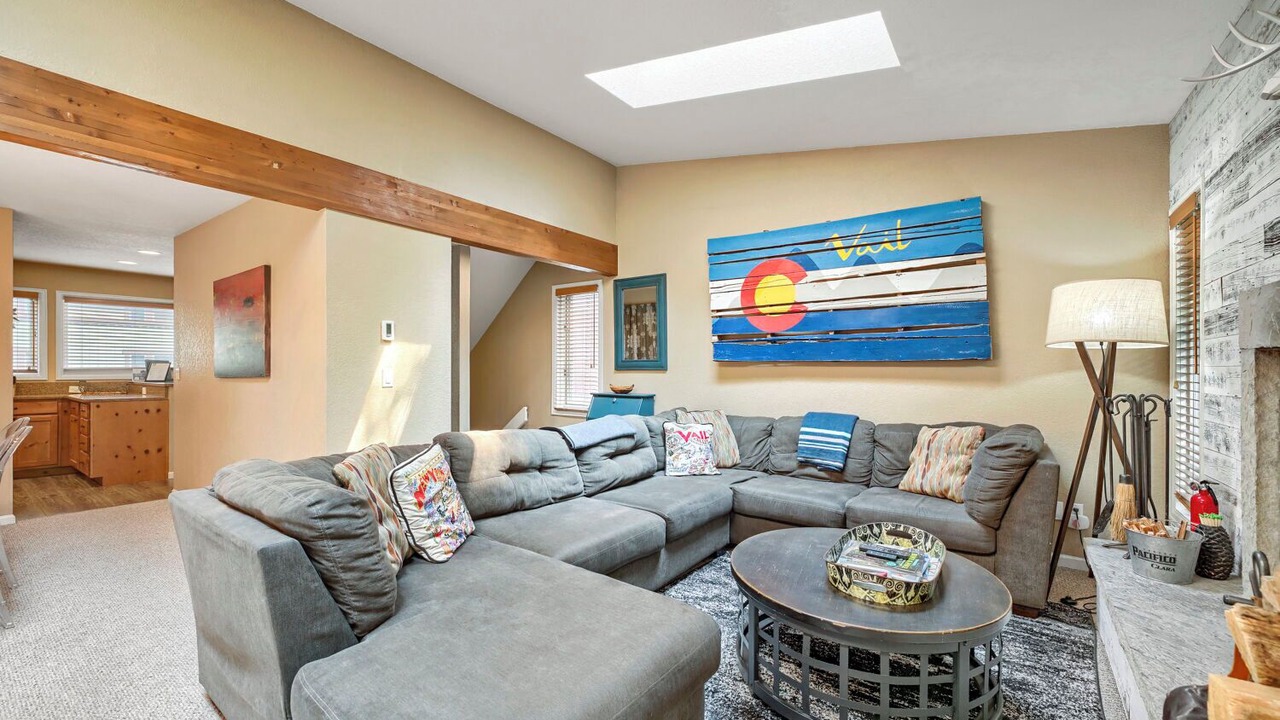 Photo of Livingroom in Intermountain