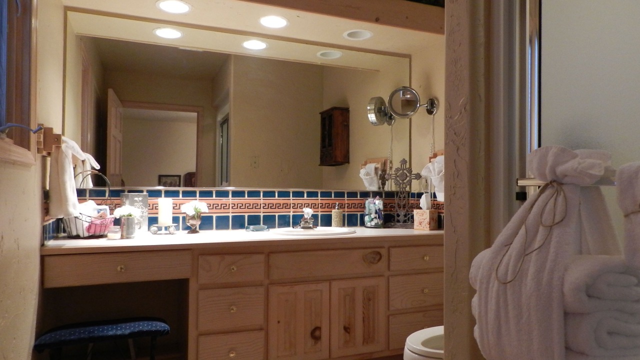 Photo of Bathroom in Red River