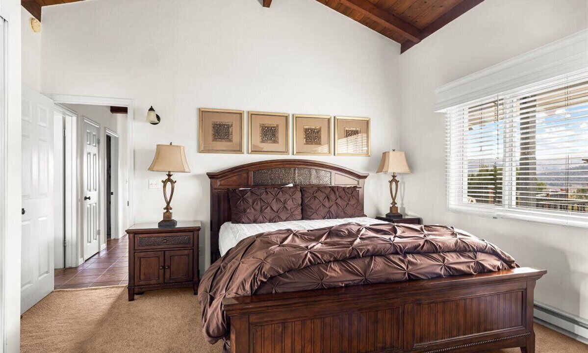 Photo of Bedroom in Pleasant Valley