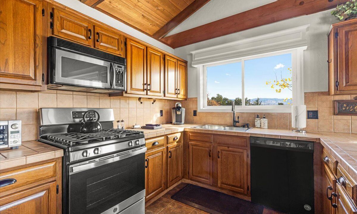 Photo of Kitchen in Pleasant Valley
