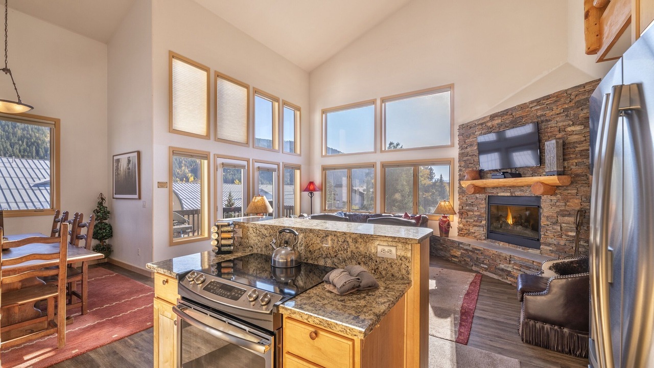 Photo of Livingroom in Keystone