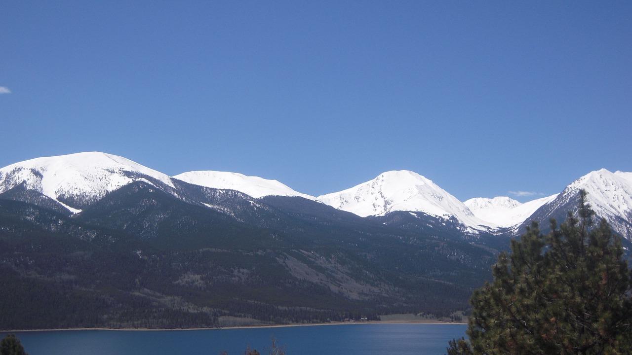 Photo of Others in Twin Lakes