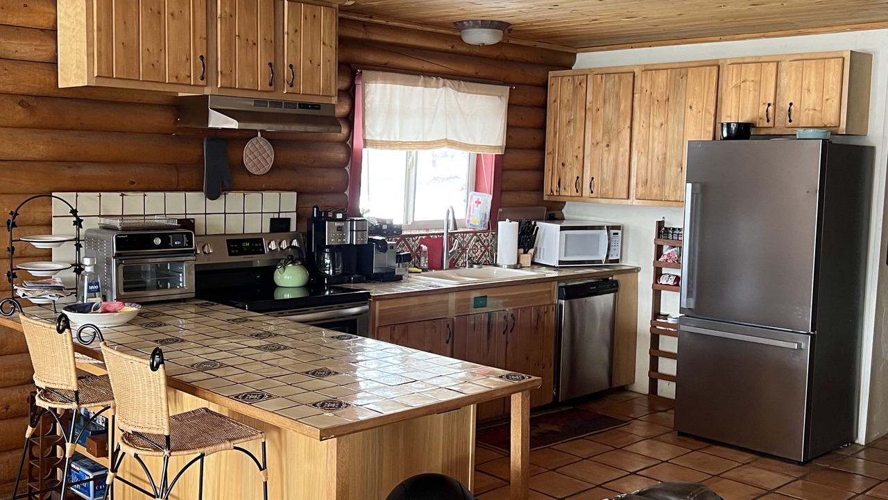 Photo of Kitchen in Twin Lakes