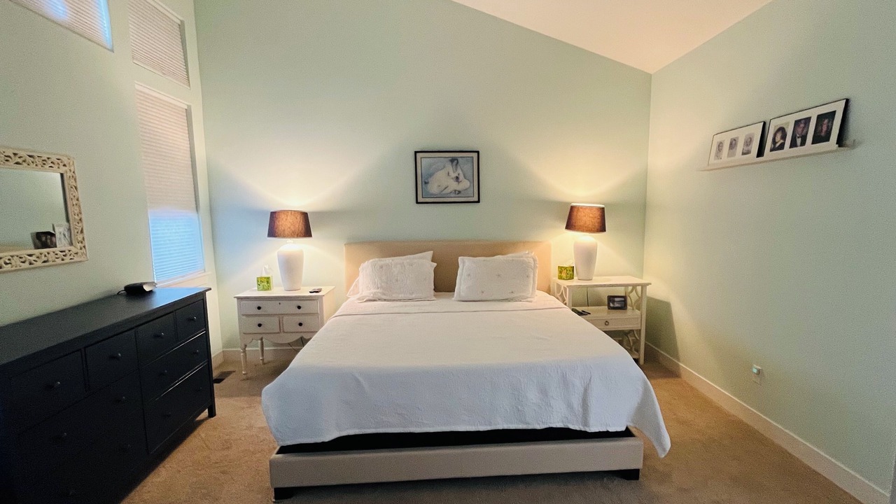Photo of Bedroom in Aurora