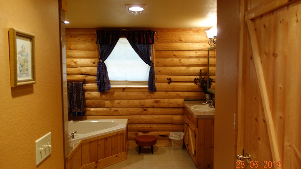 Photo of Bathroom in Collbran
