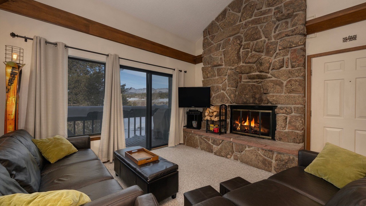 Photo of Livingroom in Fraser