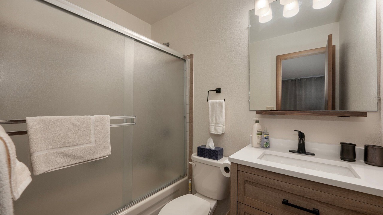 Photo of Bathroom in Fraser