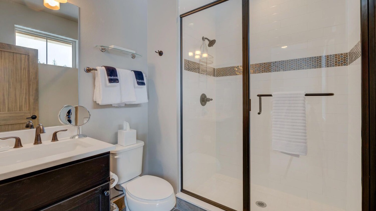 Photo of Bathroom in Rendezvous