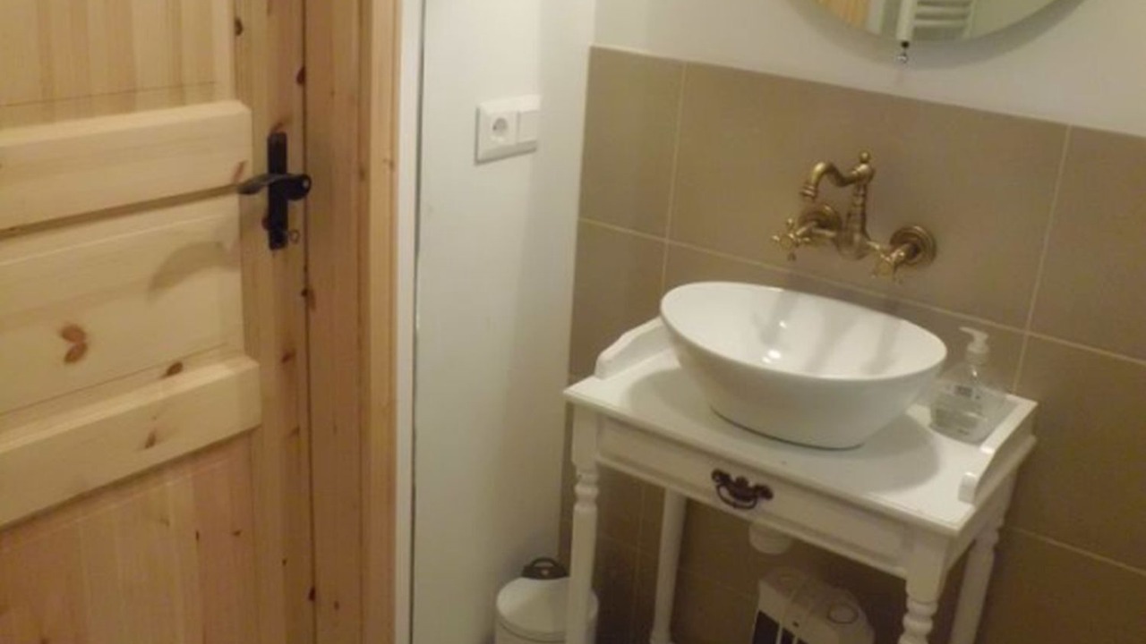 Photo of Bathroom in Dranske