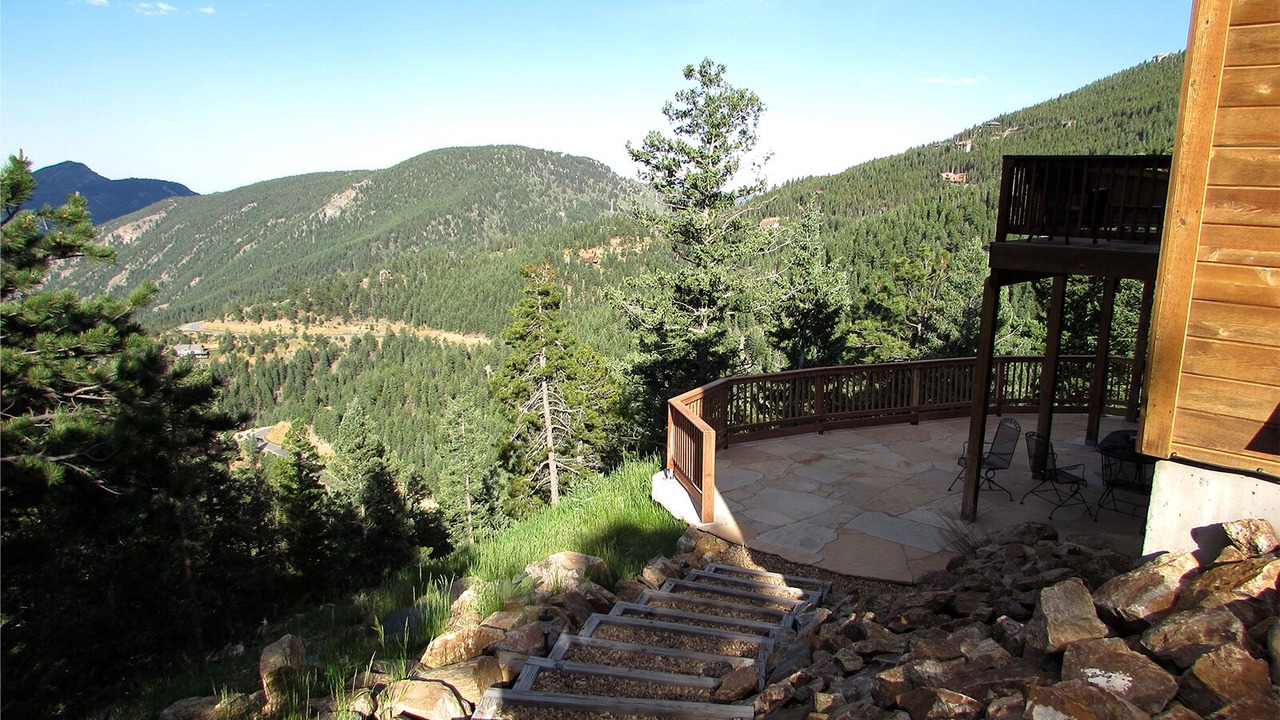 Photo of Patio Balcony in Evergreen