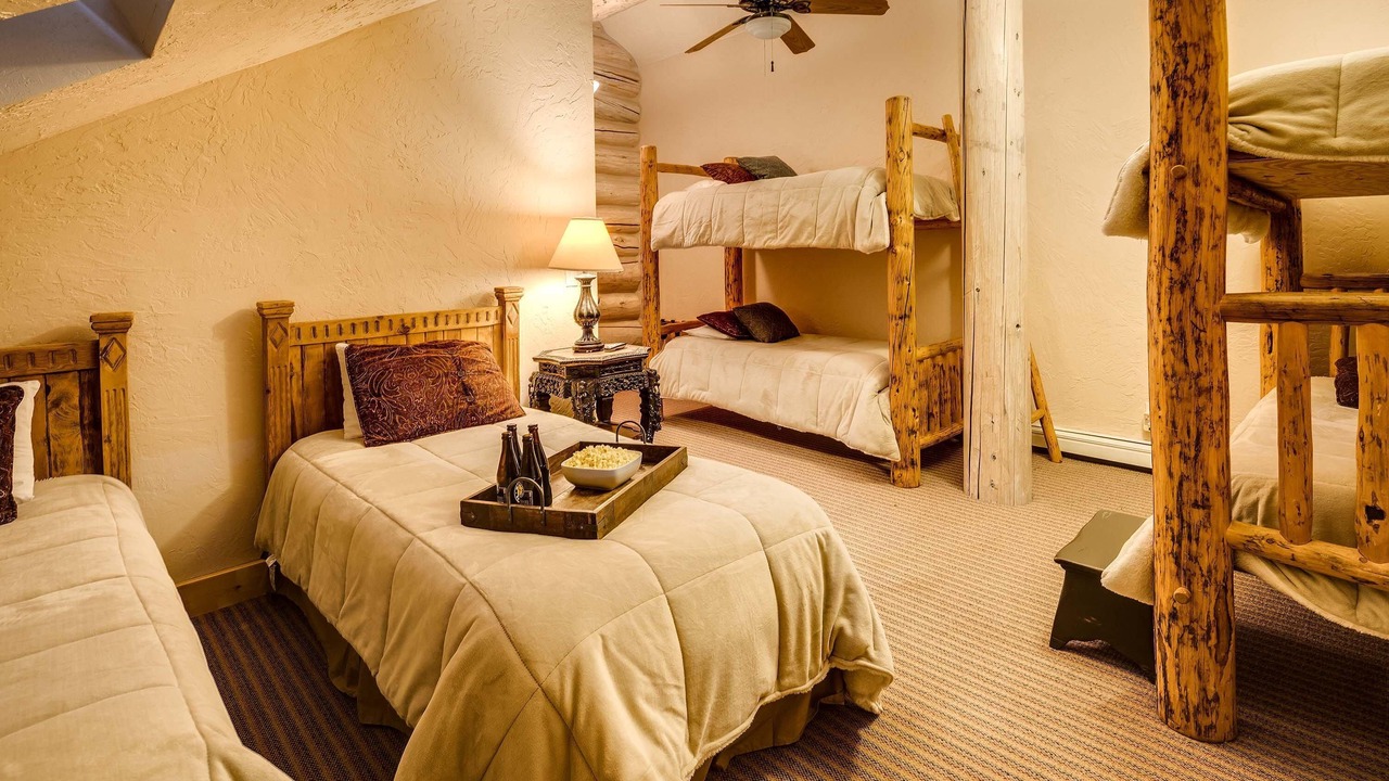 Photo of Bedroom in Sunbeam Estates