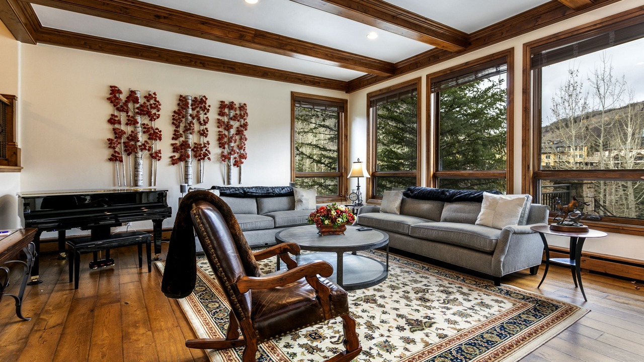 Photo of Livingroom in Vail