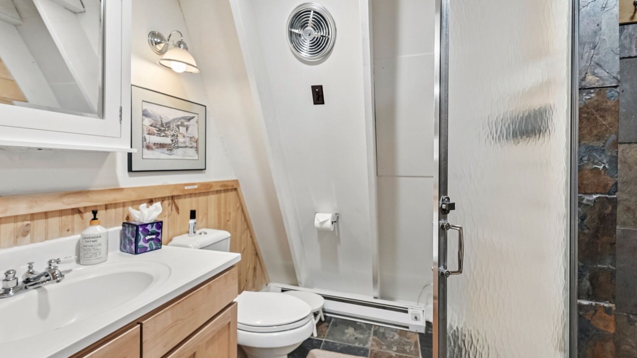 Photo of Bathroom in Alma
