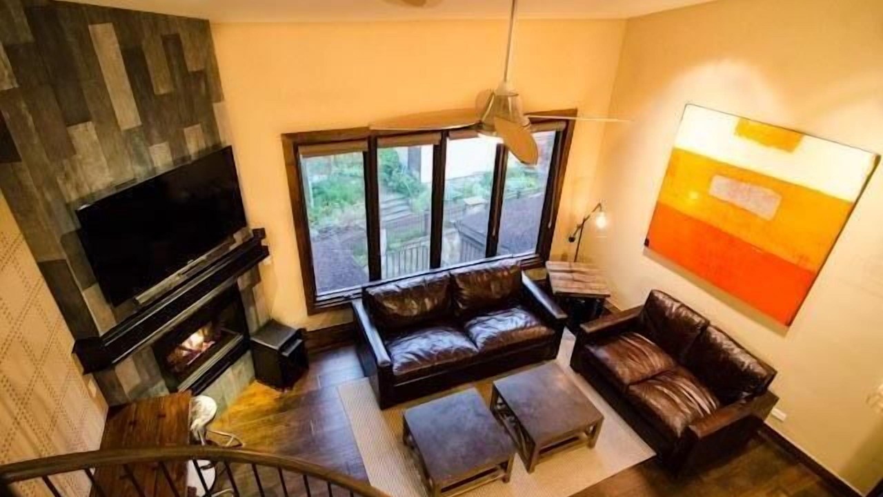 Photo of Livingroom in Vail