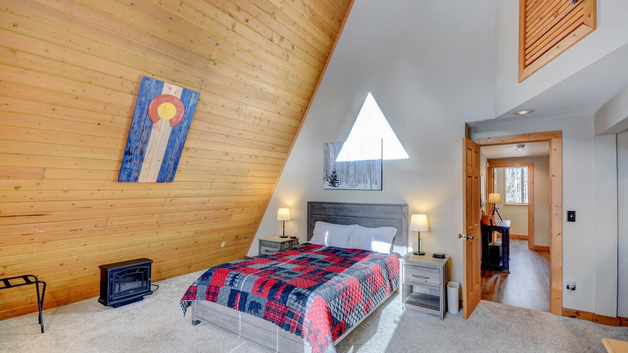 Photo of Bedroom in Grand Lake