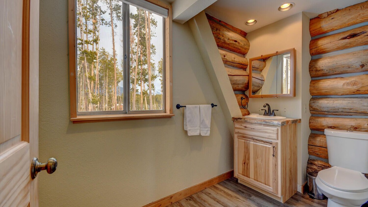 Photo of Bathroom in Grand Lake