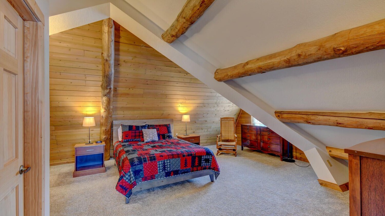 Photo of Bedroom in Grand Lake