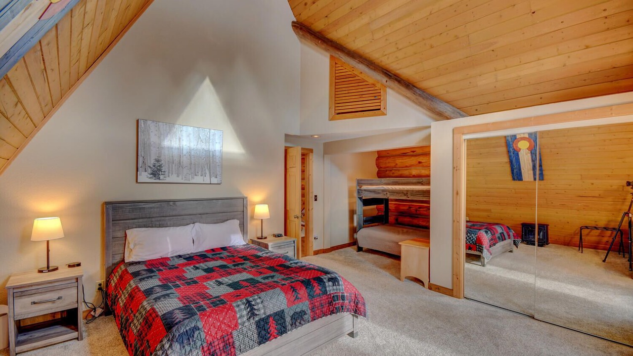 Photo of Bedroom in Grand Lake