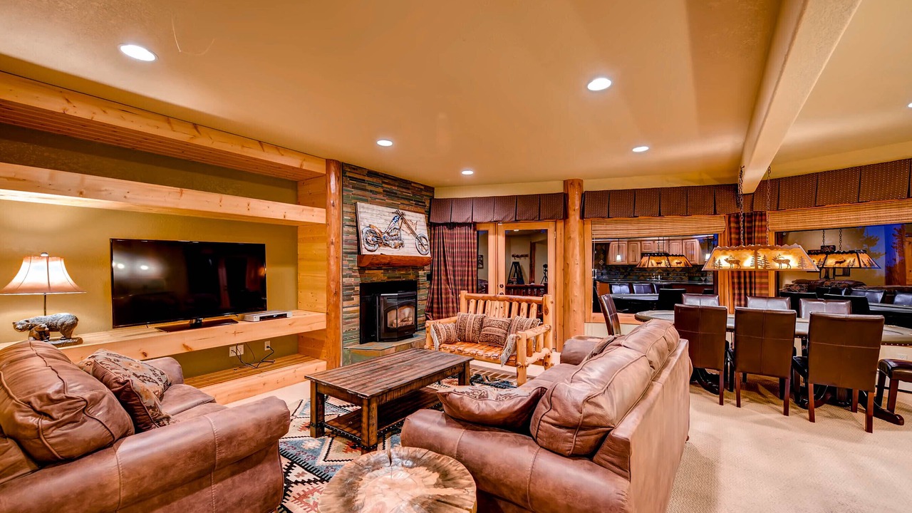 Photo of Livingroom in Black Hawk