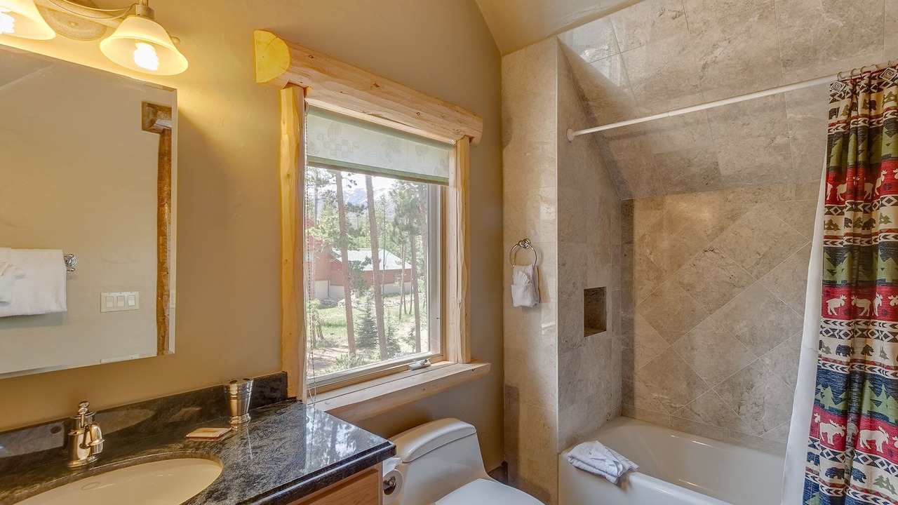 Photo of Bathroom in The Highlands