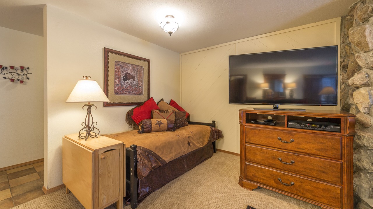Photo of Bedroom in Mountain House