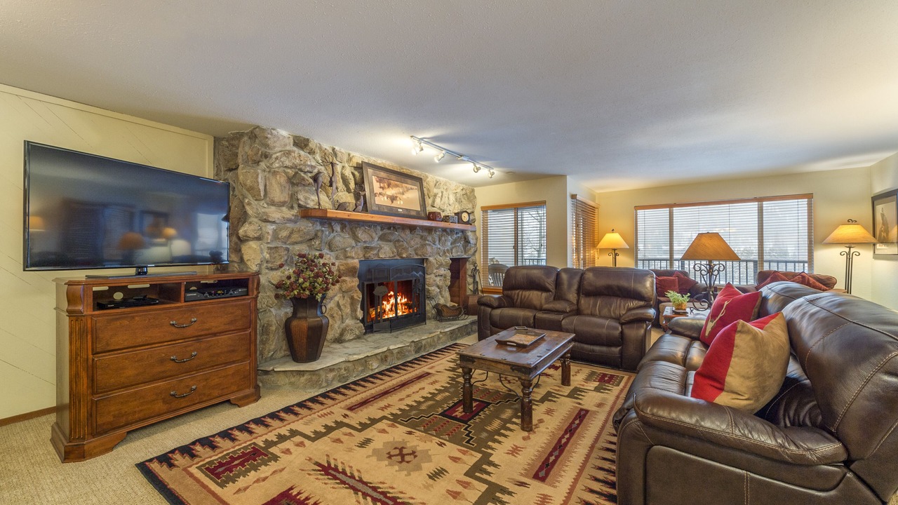 Photo of Livingroom in Mountain House