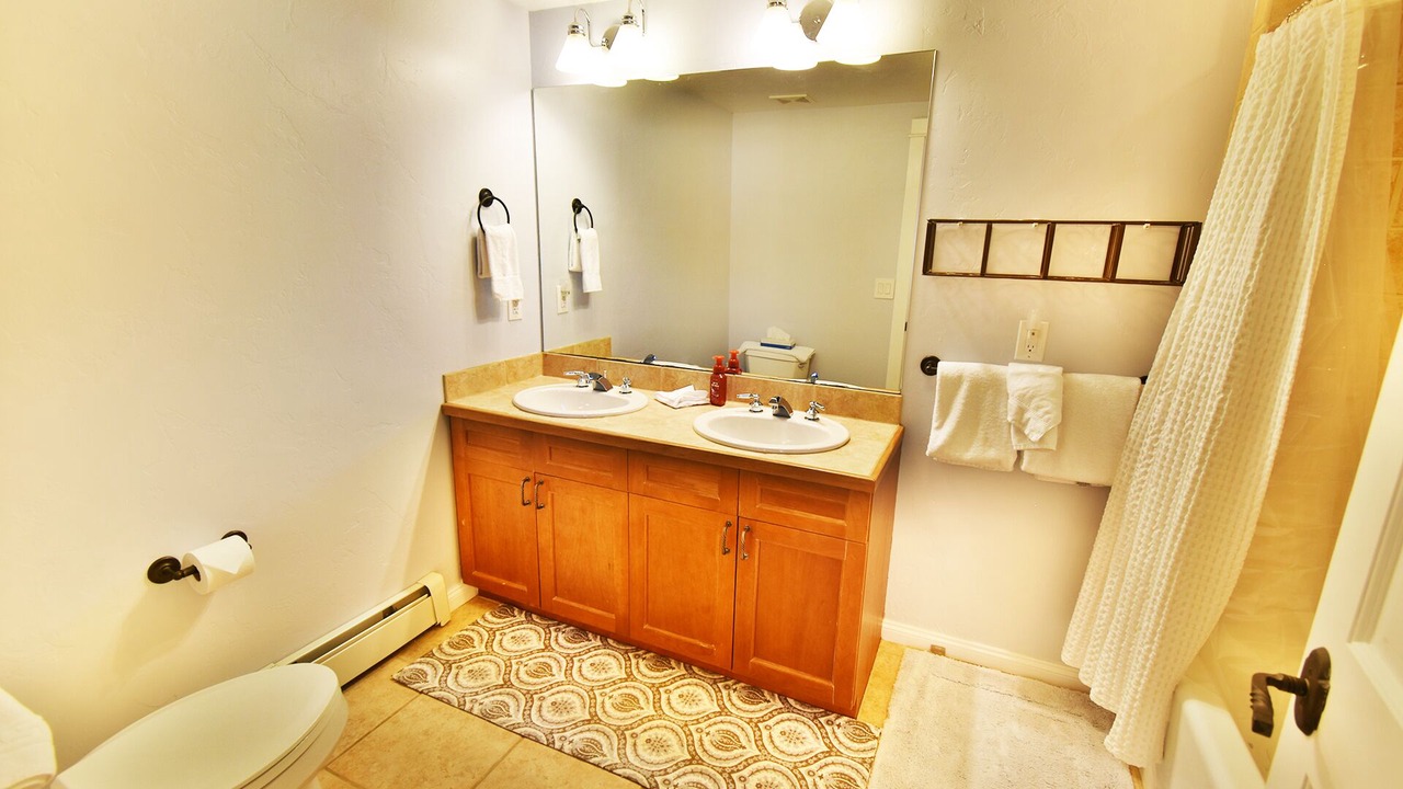 Photo of Bathroom in Keystone