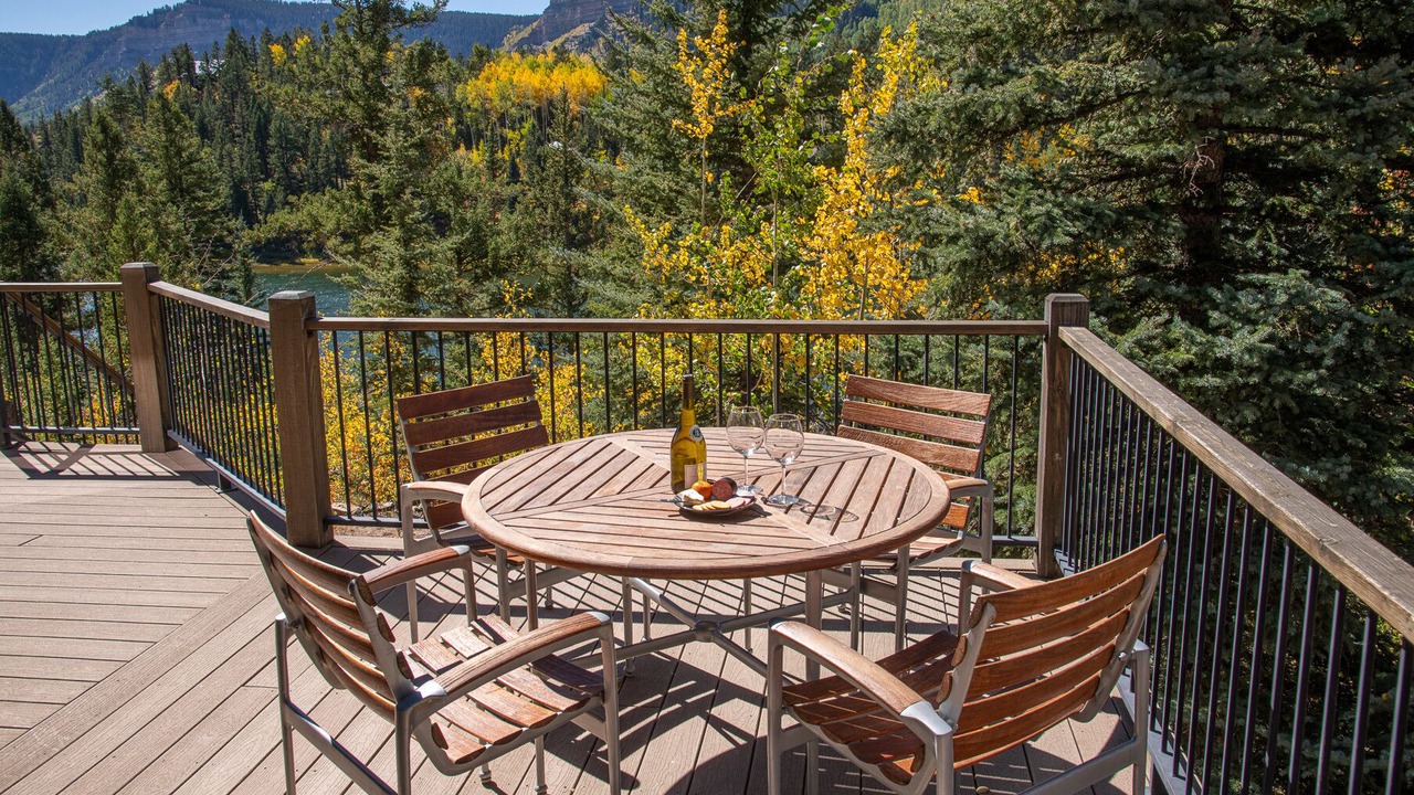 Photo of Outdoor in Columbine Lake