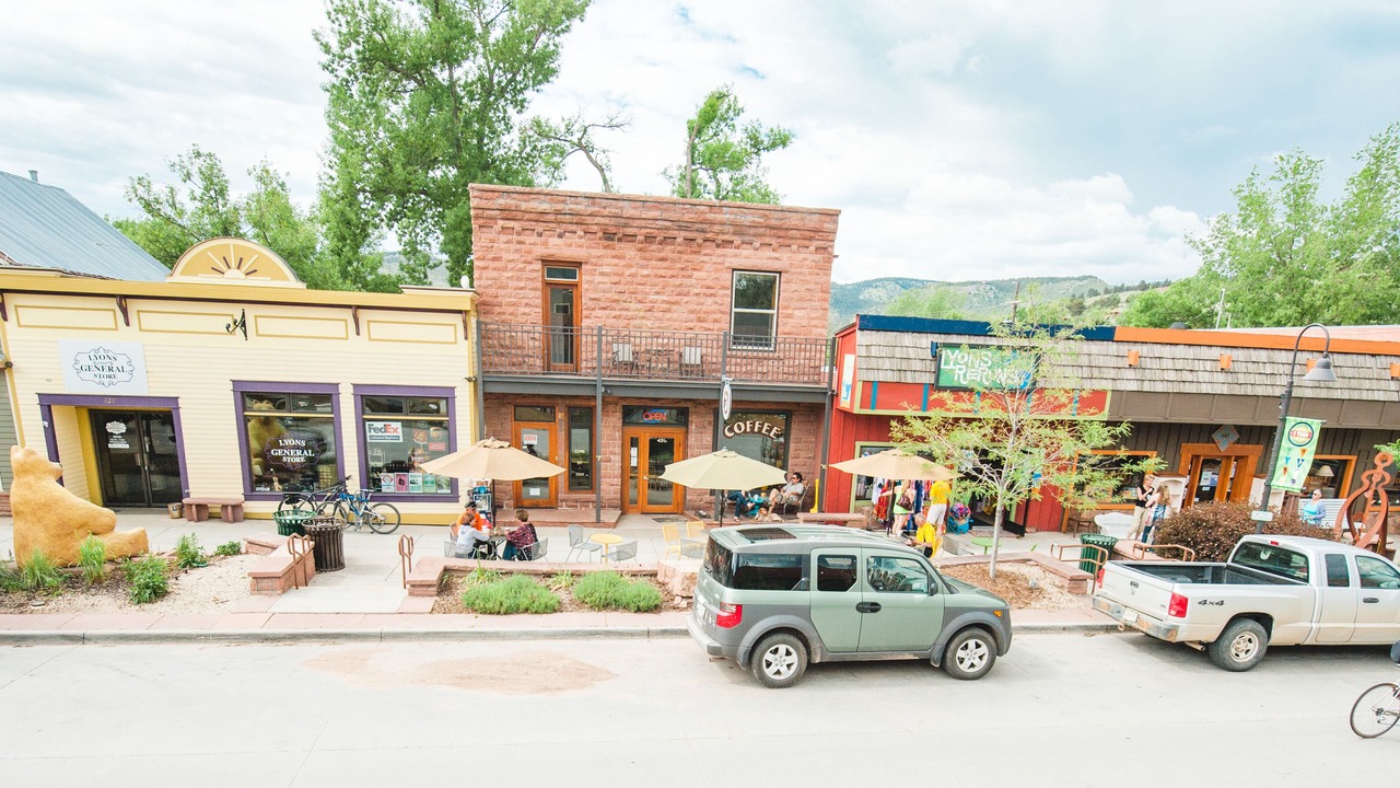 Photo of Others in Lyons