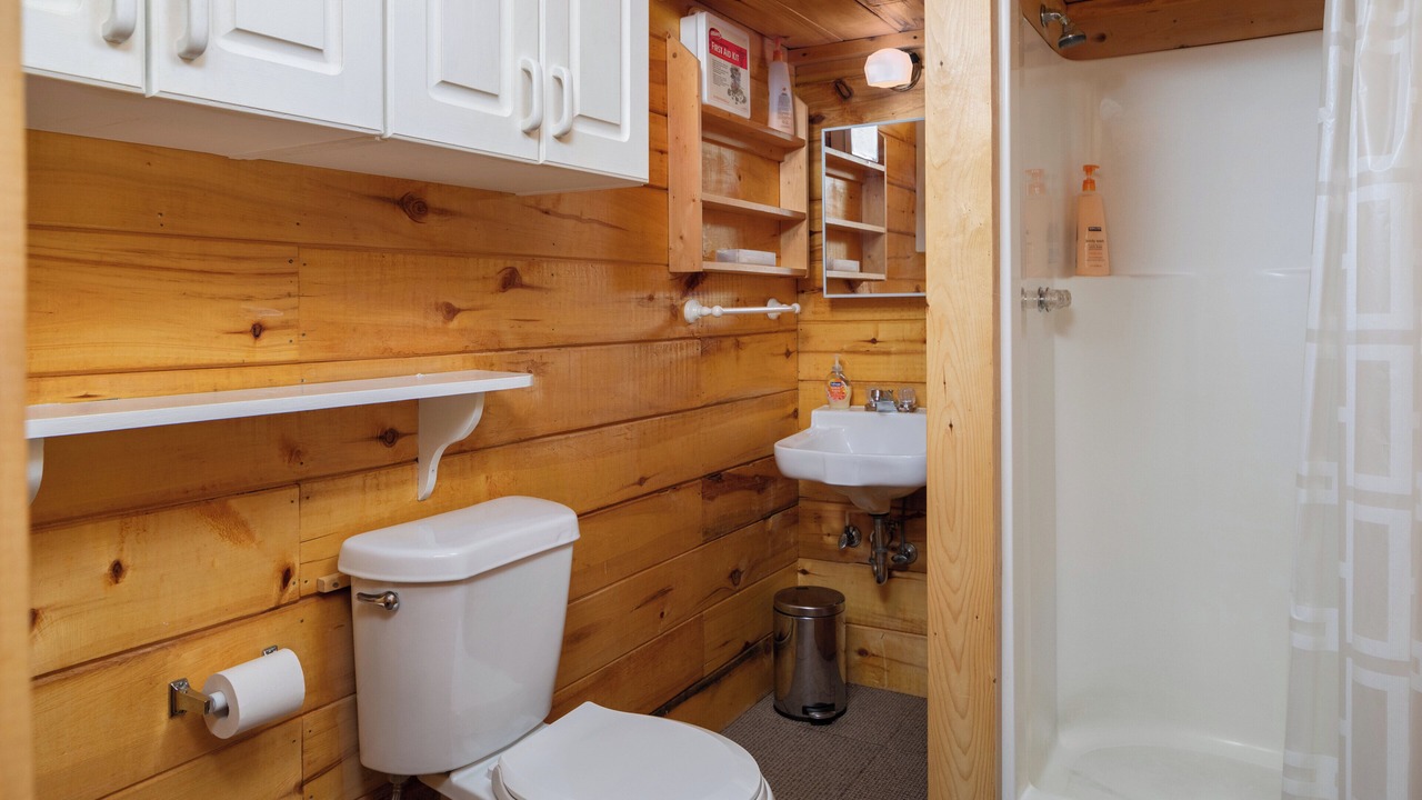 Photo of Bathroom in Jasper