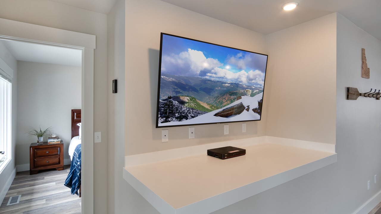 Photo of Bedroom in Sandpoint