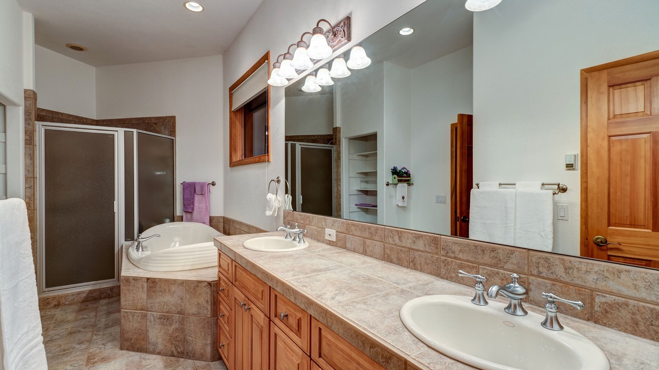 Photo of Bathroom in The Highlands