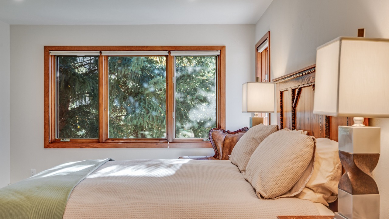 Photo of Bedroom in Edwards