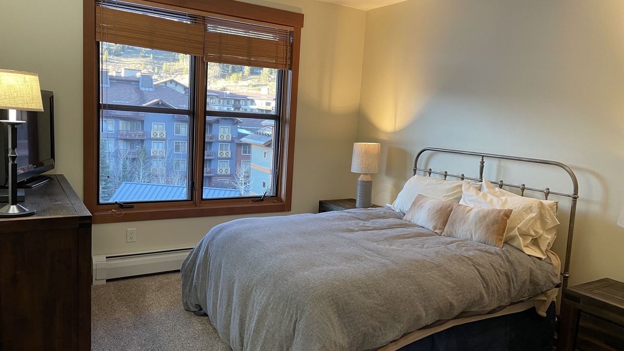 Photo of Bedroom in Copper Mountain