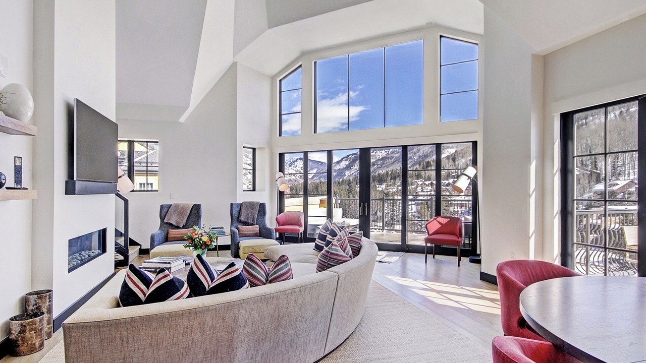 Photo of Livingroom in Vail