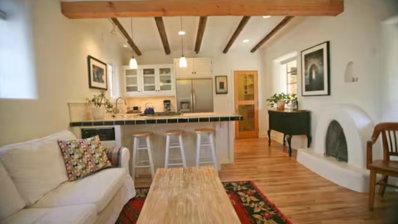 Photo of Livingroom in Taos
